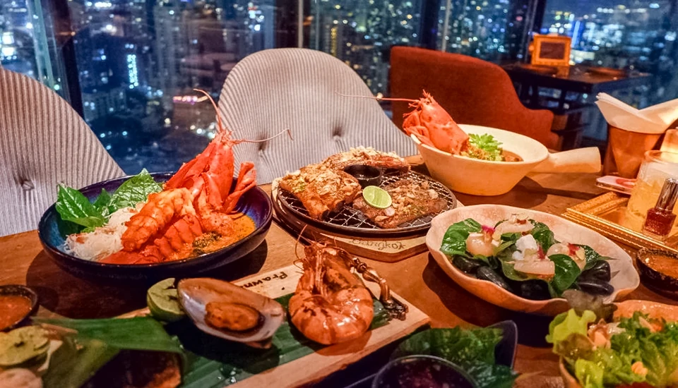 هتل کانتیننت سوخومویت بانکوک